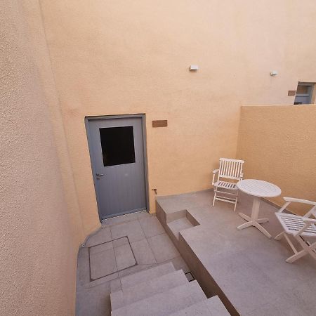 Metaxas Residence Santorini Johnnie Cave Fira  Esterno foto